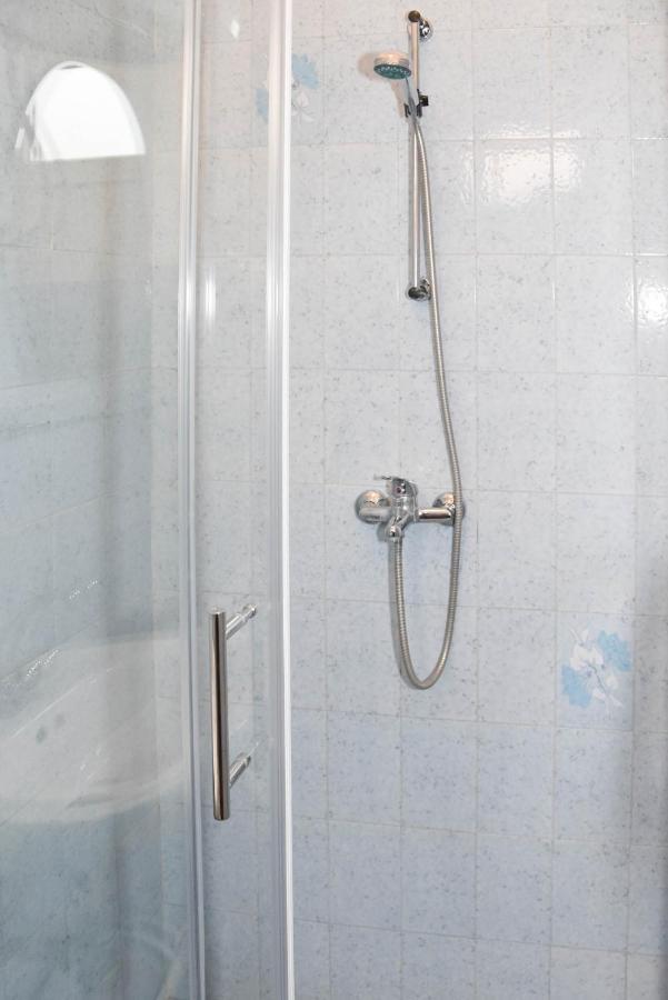 Apartment Tara Biograd Na Moru Esterno foto