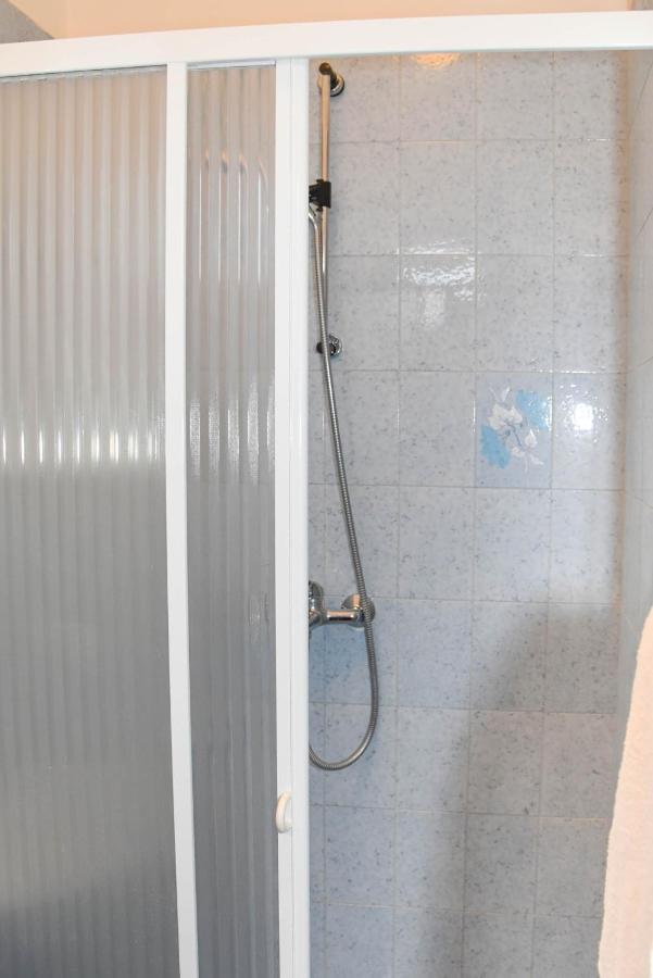 Apartment Tara Biograd Na Moru Esterno foto